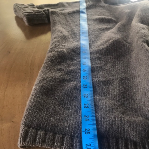 Vince Wool cardigan - Picture 8 of 8